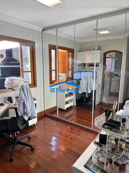 Casa à venda com 3 quartos, 250m² - Foto 8