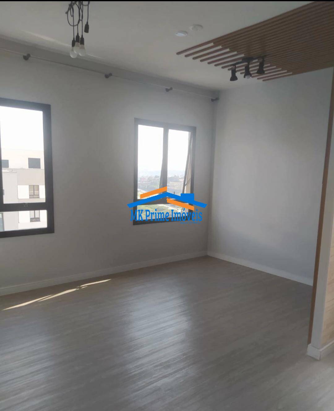 Apartamento à venda com 1 quarto, 36m² - Foto 2