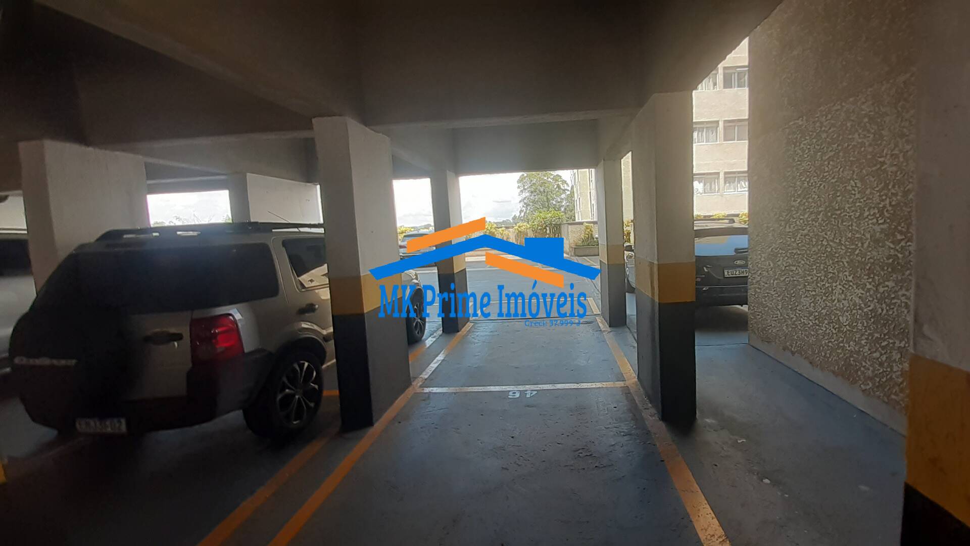 Apartamento à venda com 2 quartos, 58m² - Foto 32