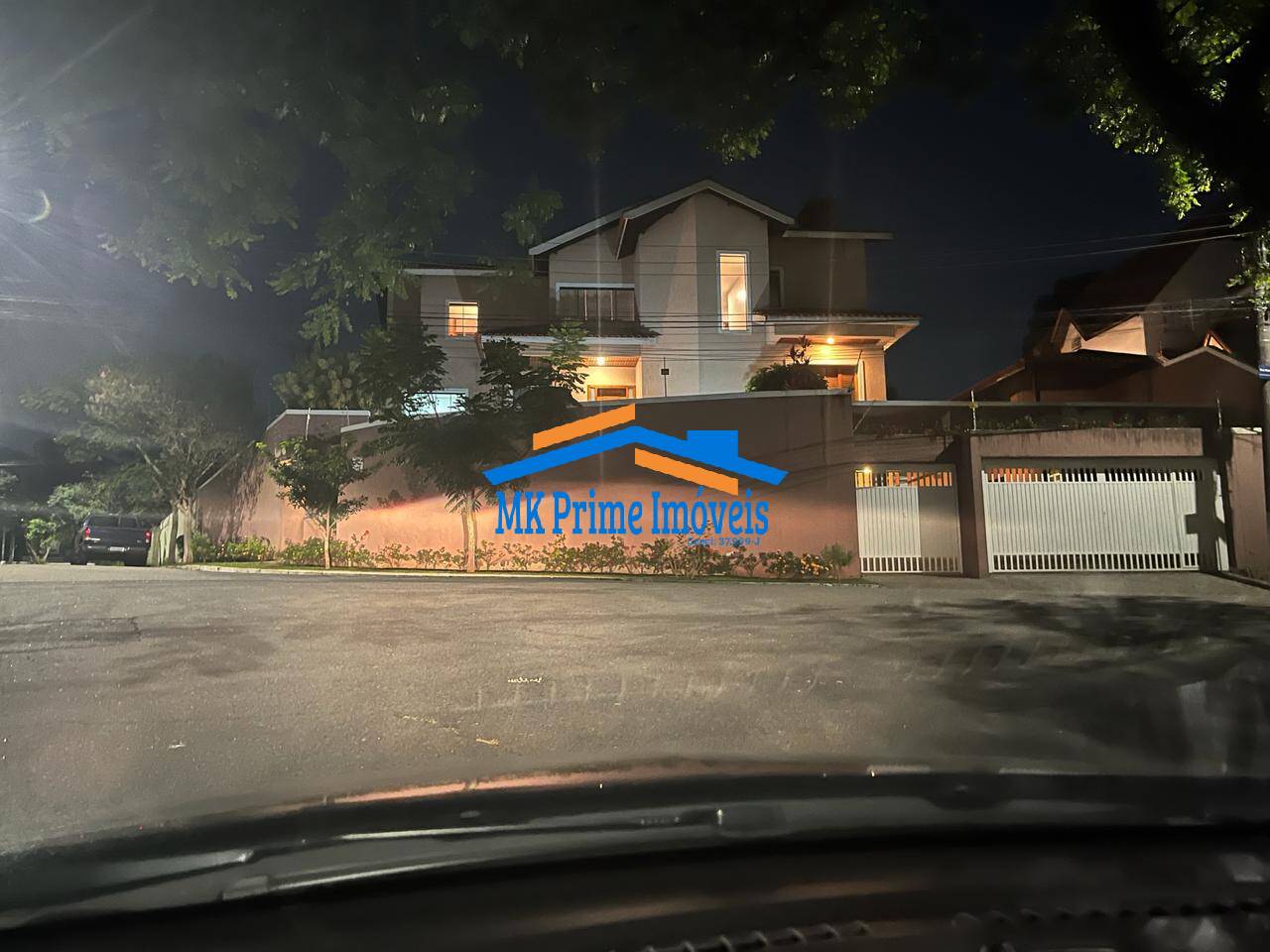 Sobrado à venda com 4 quartos, 416m² - Foto 2