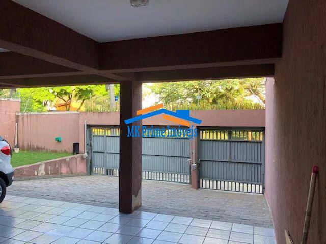 Sobrado à venda com 4 quartos, 416m² - Foto 4