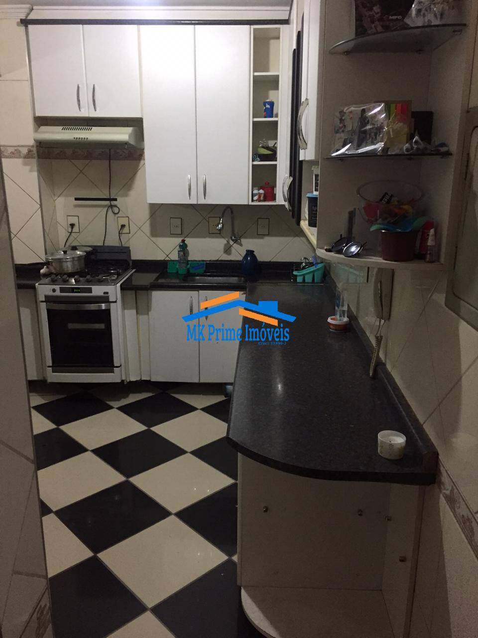 Apartamento à venda com 2 quartos, 70m² - Foto 9