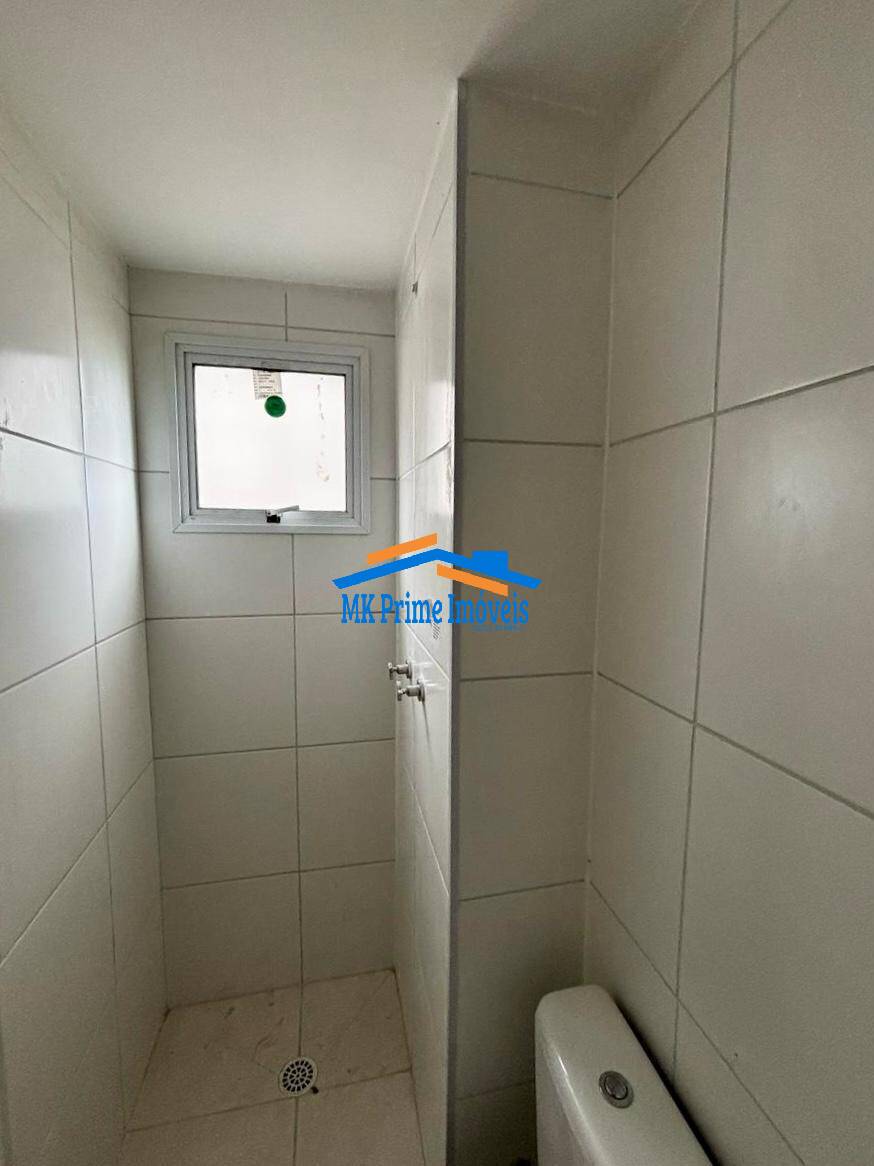 Apartamento à venda com 2 quartos, 42m² - Foto 9