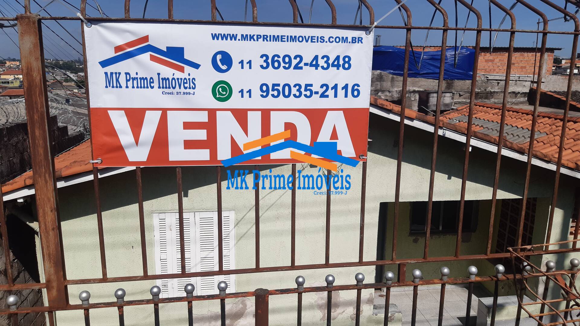 Casa à venda com 5 quartos, 127m² - Foto 1