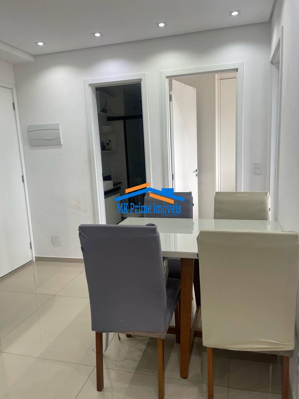 Apartamento à venda com 2 quartos, 49m² - Foto 3