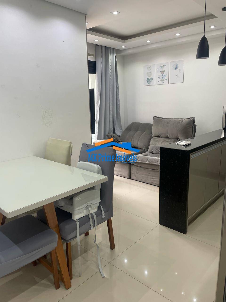 Apartamento à venda com 2 quartos, 49m² - Foto 2