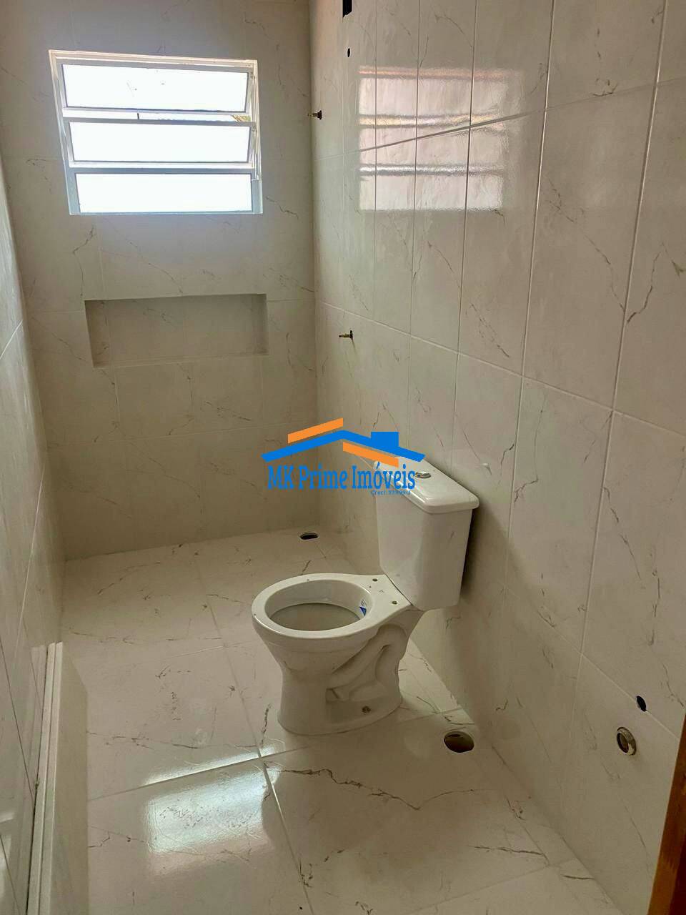 Casa à venda com 2 quartos, 68m² - Foto 10