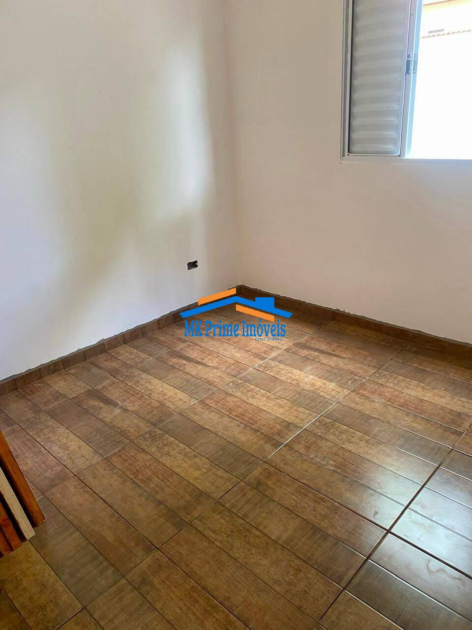 Casa à venda com 2 quartos, 68m² - Foto 9