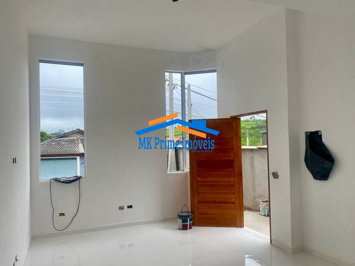 Casa à venda com 2 quartos, 68m² - Foto 5
