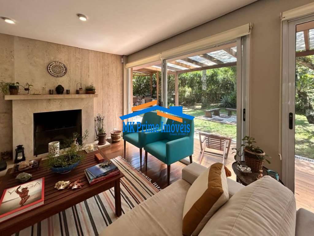 Casa de Condomínio à venda com 4 quartos, 221m² - Foto 8