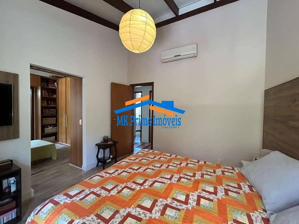 Casa de Condomínio à venda com 4 quartos, 221m² - Foto 30