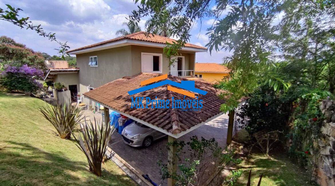 Casa à venda com 4 quartos, 230m² - Foto 2