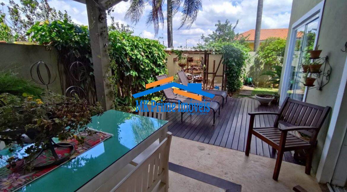 Casa à venda com 4 quartos, 230m² - Foto 7
