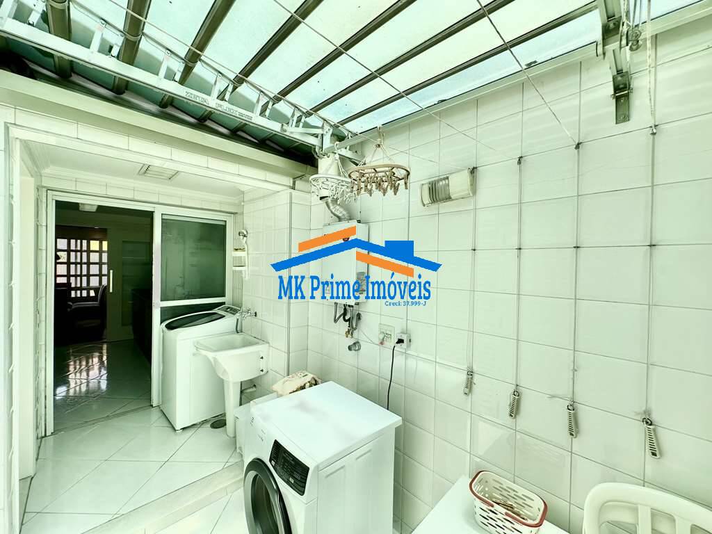 Casa de Condomínio à venda com 3 quartos, 209m² - Foto 17
