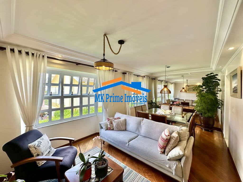 Casa de Condomínio à venda com 3 quartos, 209m² - Foto 9