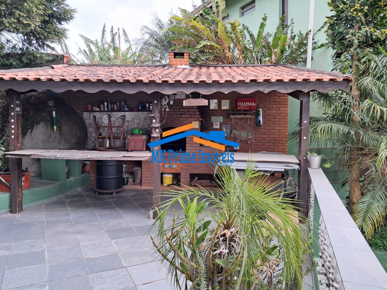 Casa à venda com 2 quartos, 1620m² - Foto 9