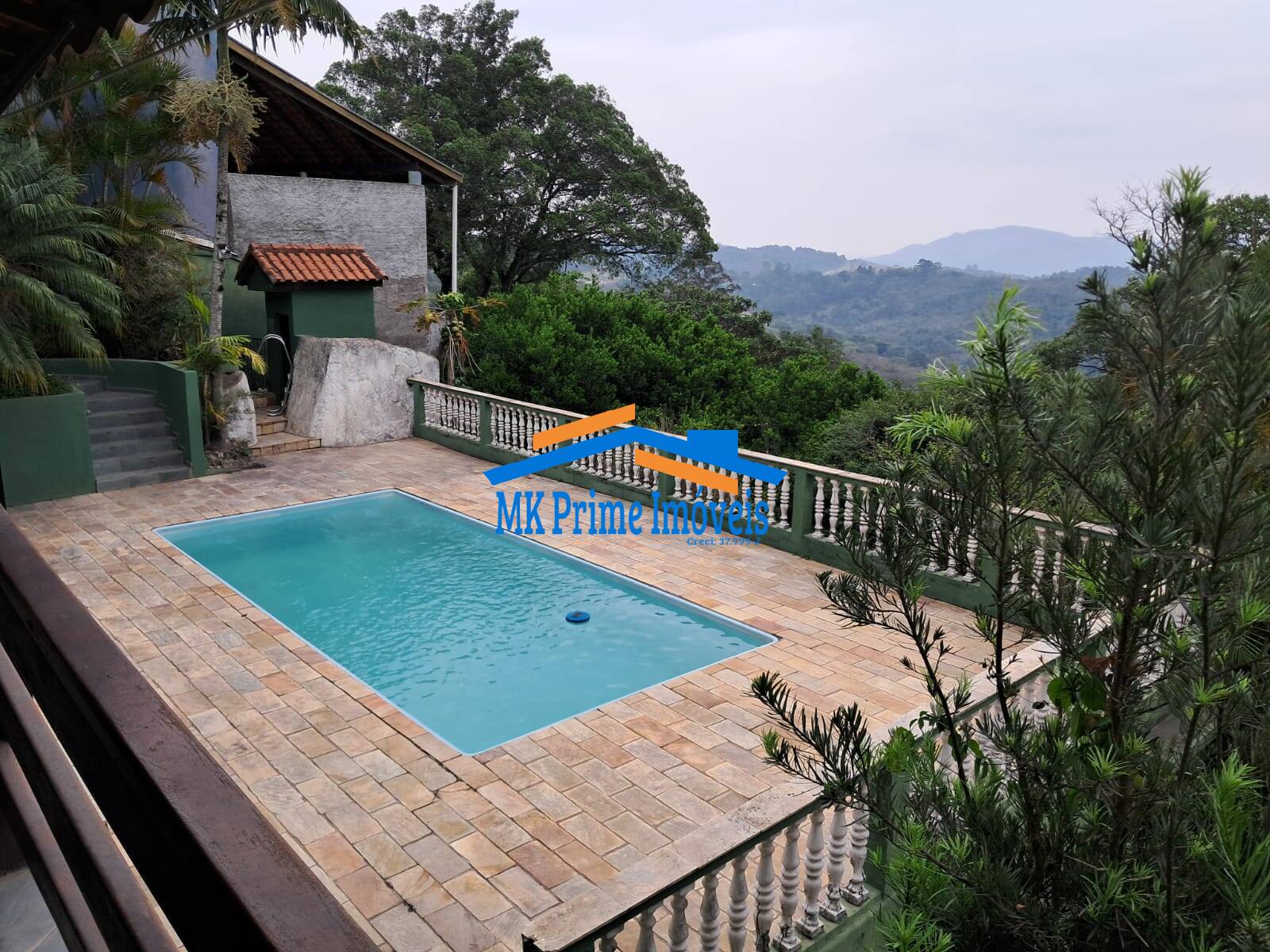 Casa à venda com 2 quartos, 1620m² - Foto 1