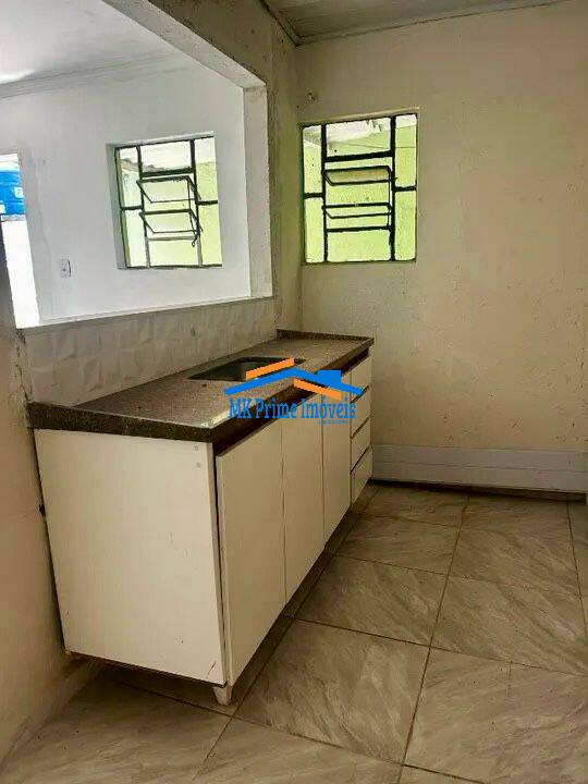Casa à venda com 5 quartos, 250m² - Foto 4