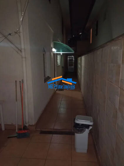 Sobrado à venda com 3 quartos, 160m² - Foto 2