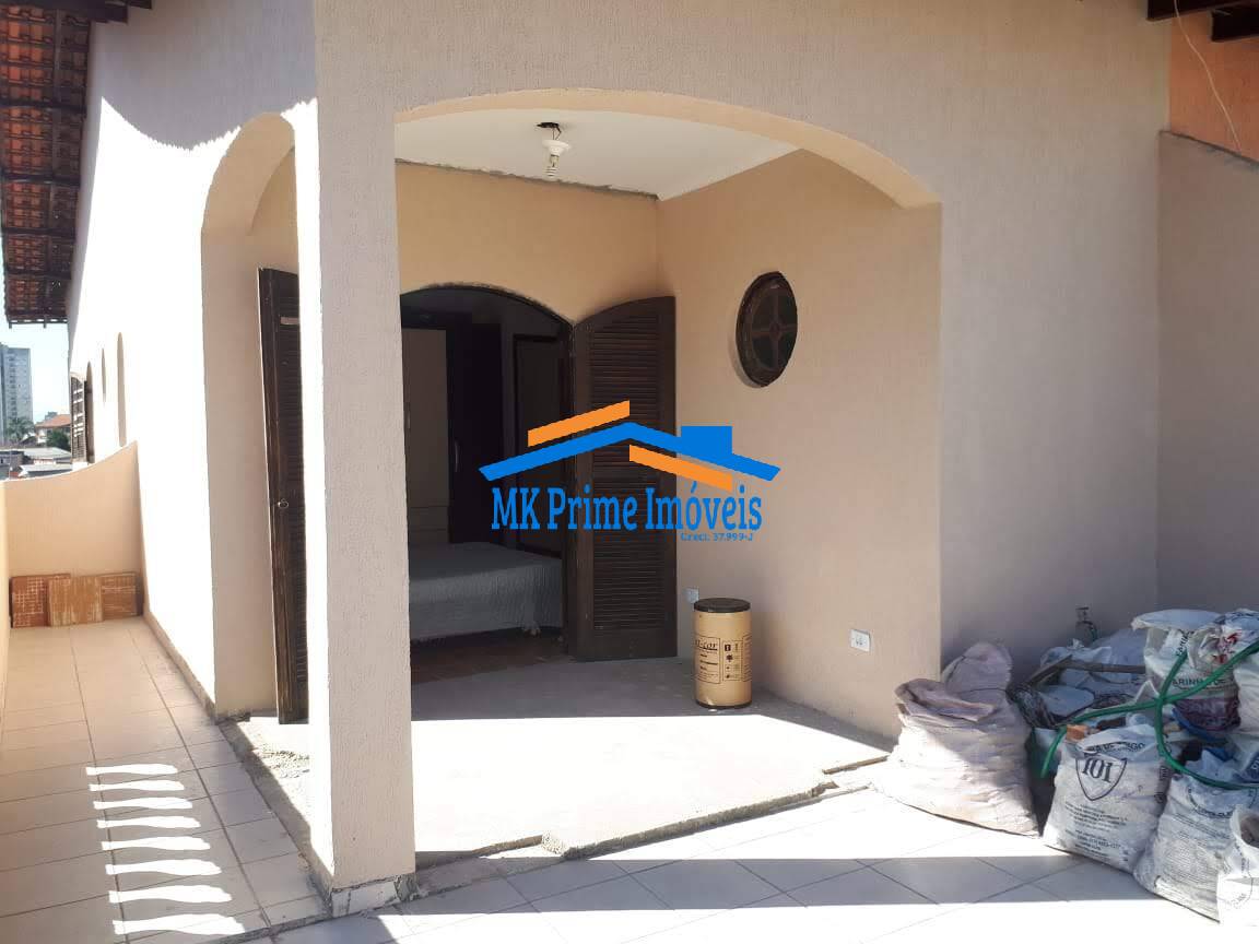 Sobrado à venda com 3 quartos, 130m² - Foto 1