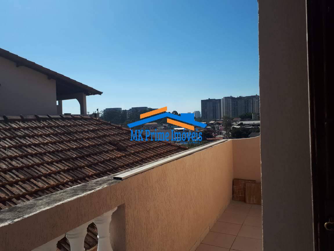 Sobrado à venda com 3 quartos, 130m² - Foto 2
