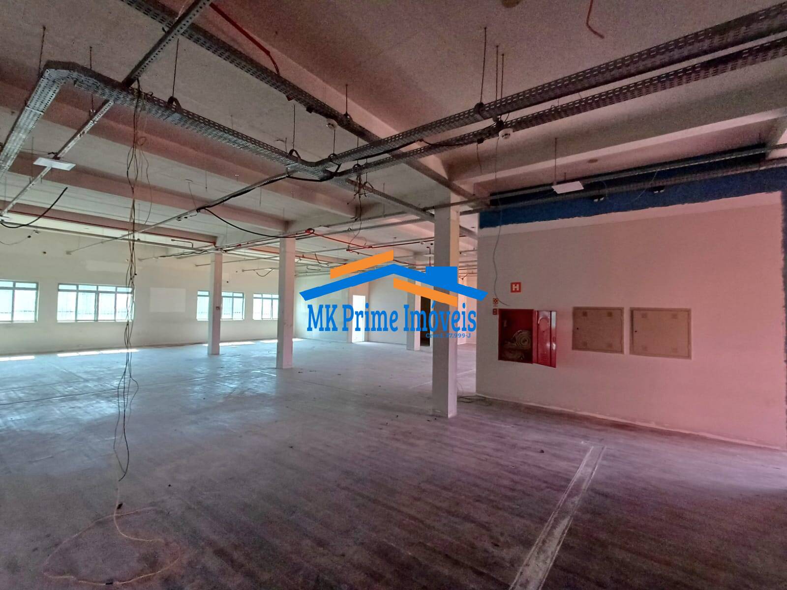 Prédio Inteiro para alugar, 850m² - Foto 3