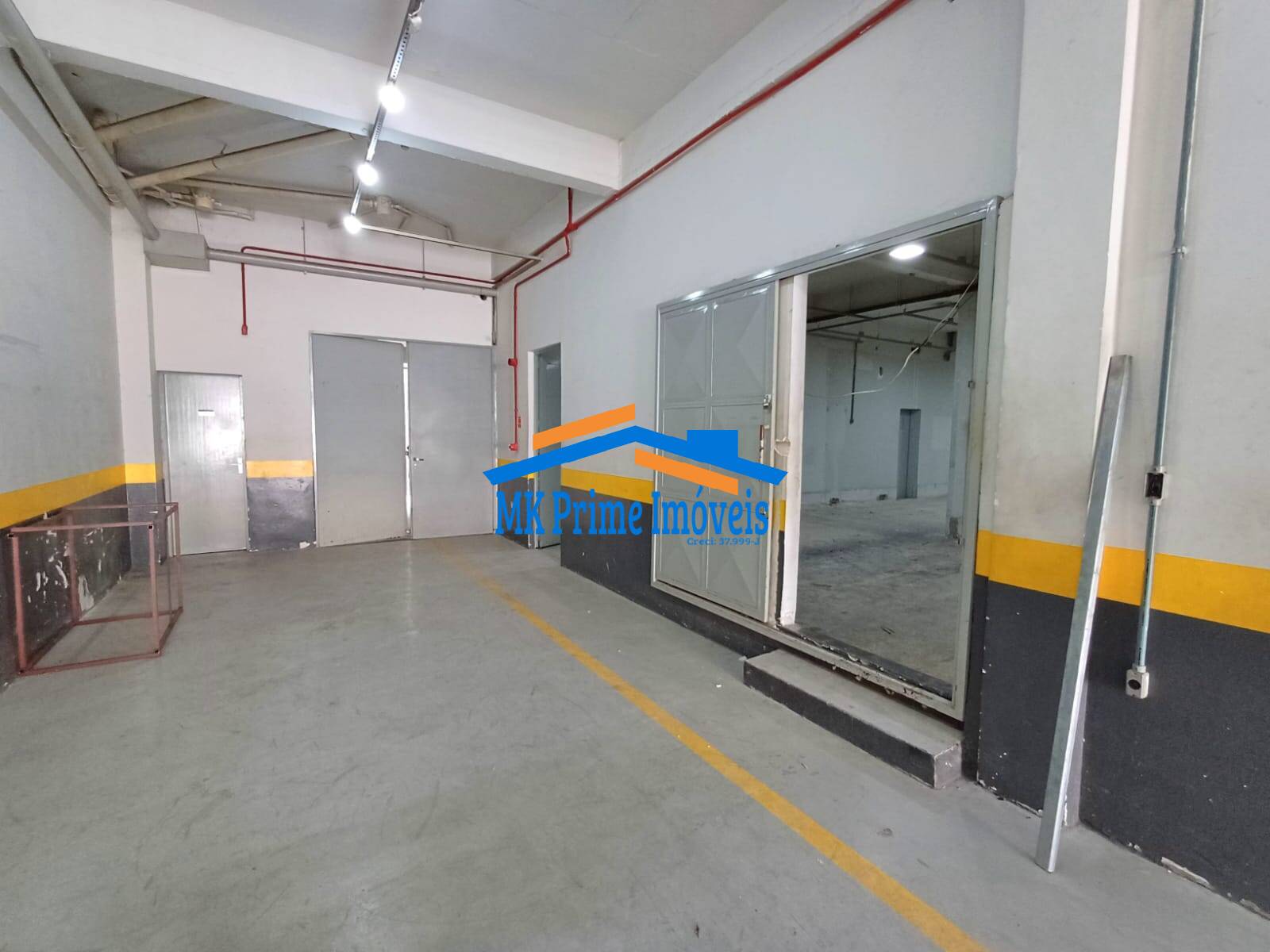 Prédio Inteiro para alugar, 850m² - Foto 26