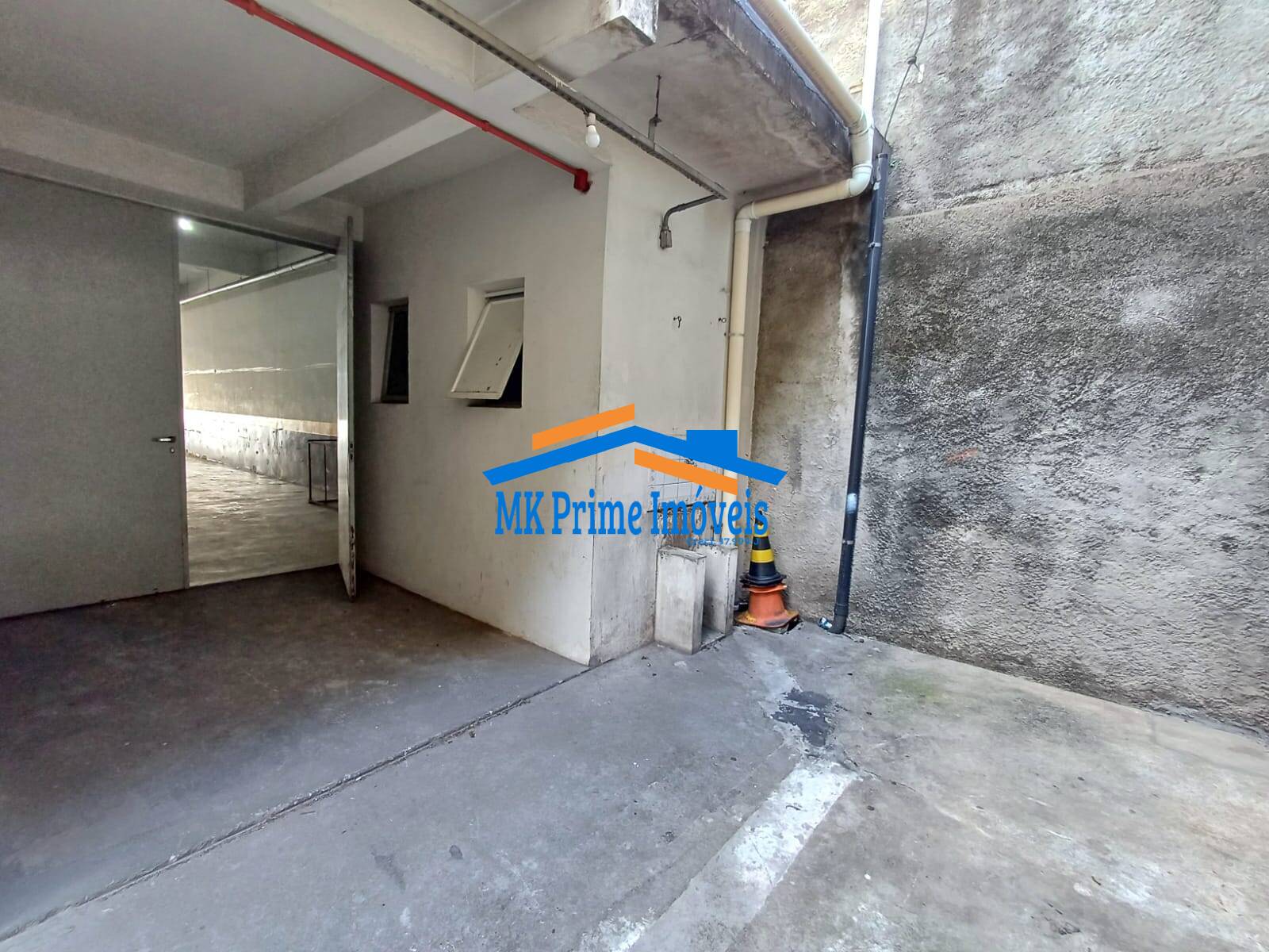 Prédio Inteiro para alugar, 850m² - Foto 30