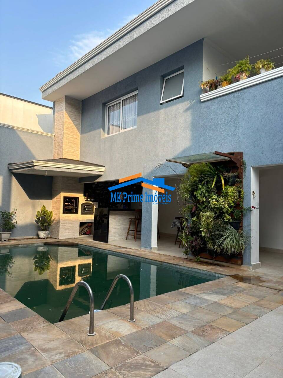 Sobrado à venda com 5 quartos, 650m² - Foto 1