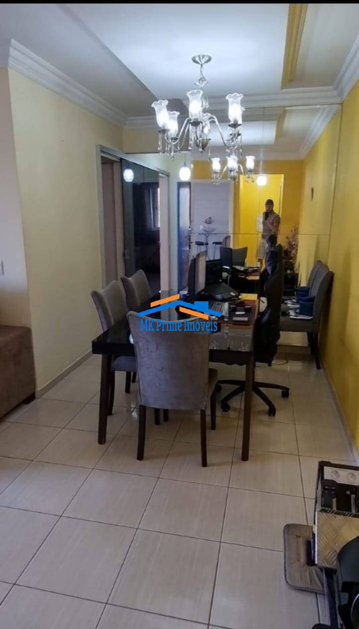 Apartamento à venda com 3 quartos, 80m² - Foto 4