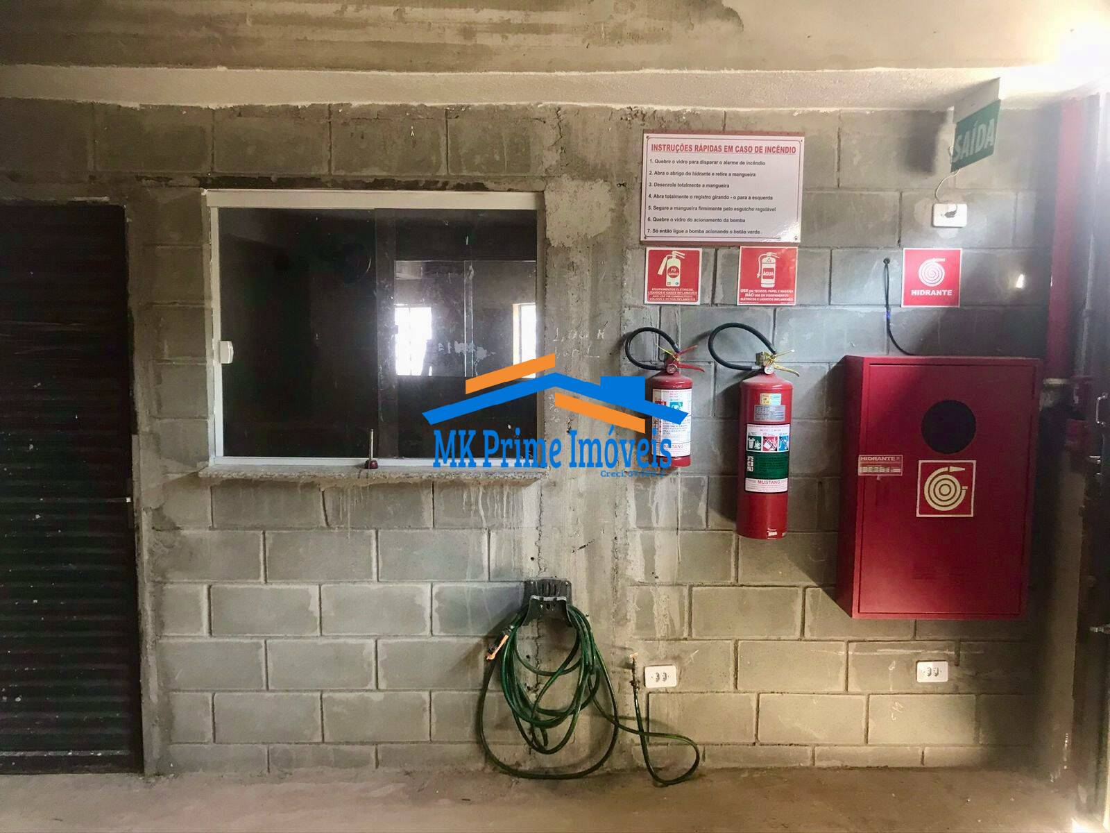 Depósito-Galpão-Armazém para alugar, 900m² - Foto 3