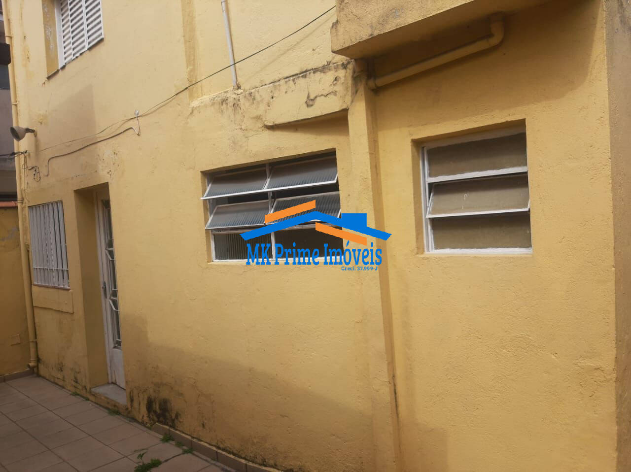 Sobrado à venda com 2 quartos, 240m² - Foto 9