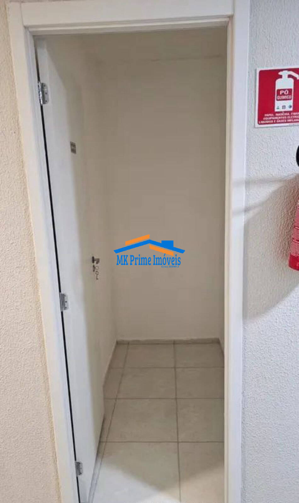Apartamento à venda com 3 quartos, 55m² - Foto 4