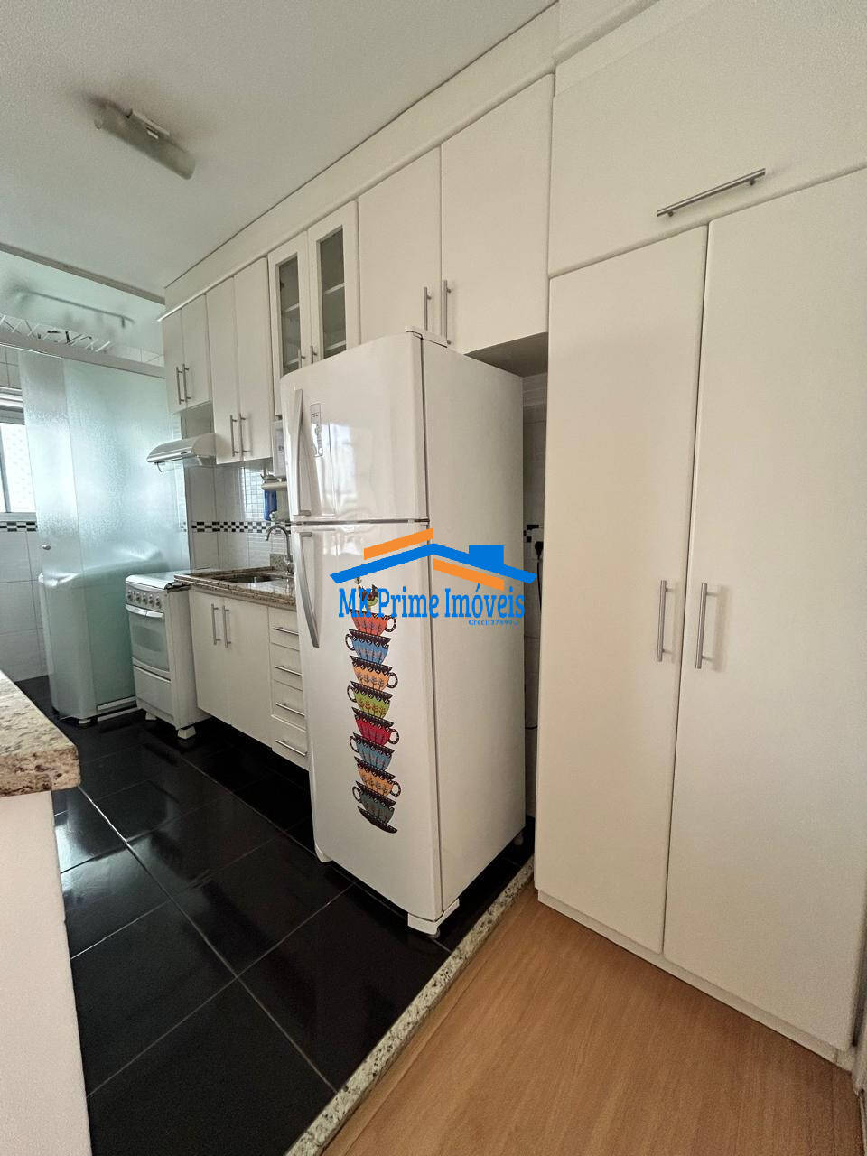 Apartamento à venda com 2 quartos, 54m² - Foto 25
