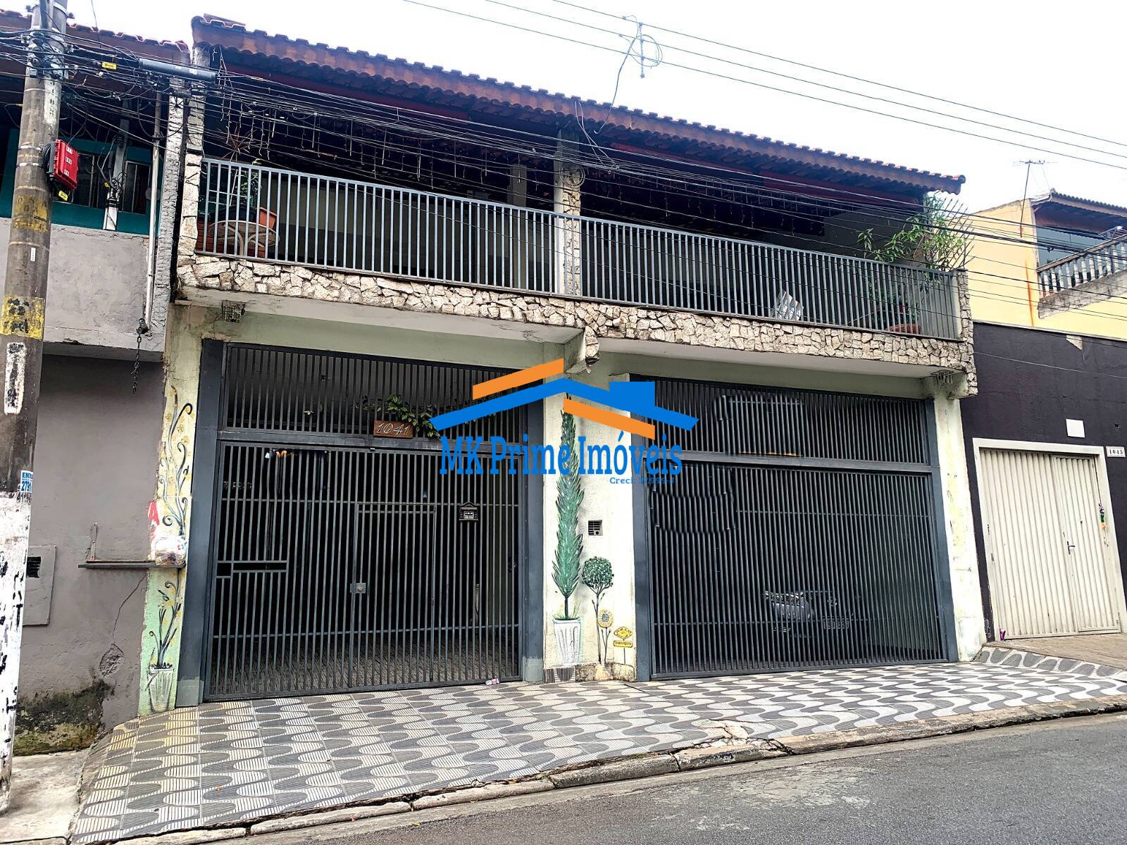 Sobrado à venda com 3 quartos, 278m² - Foto 1