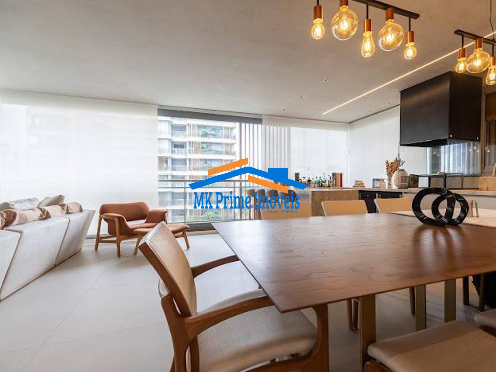 Apartamento à venda com 3 quartos, 167m² - Foto 4