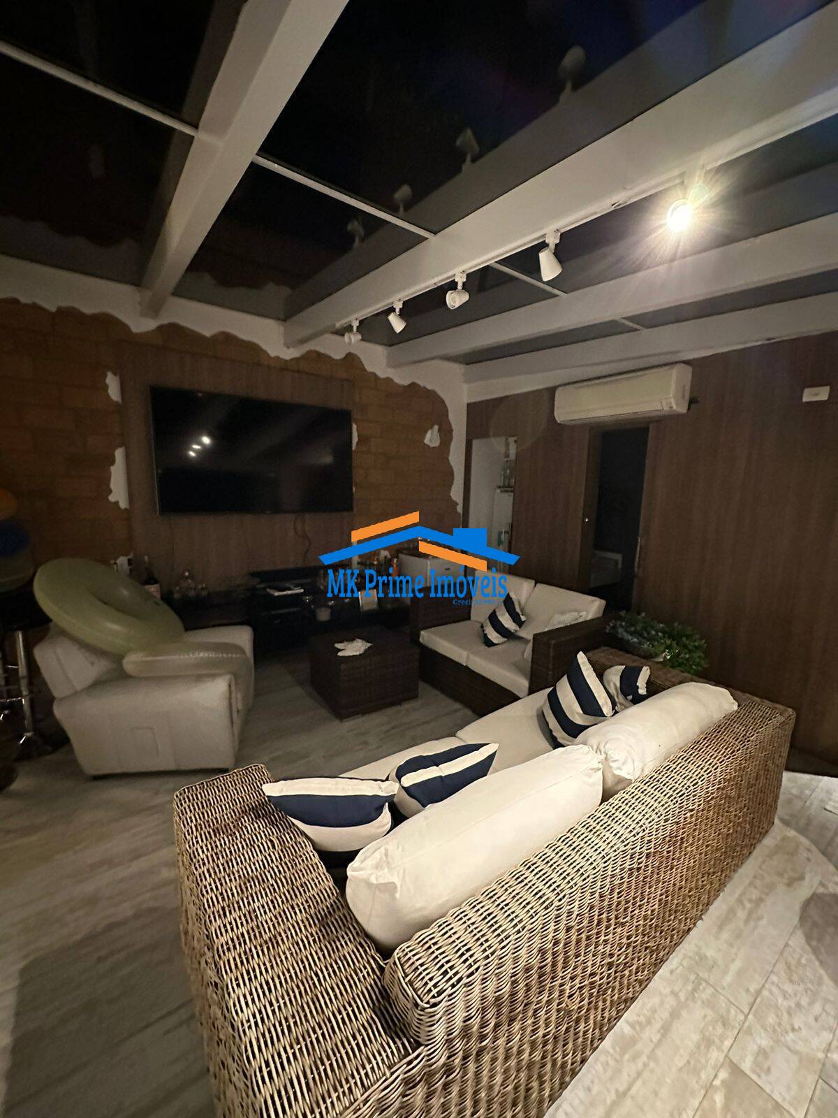 Apartamento à venda com 2 quartos, 200m² - Foto 14