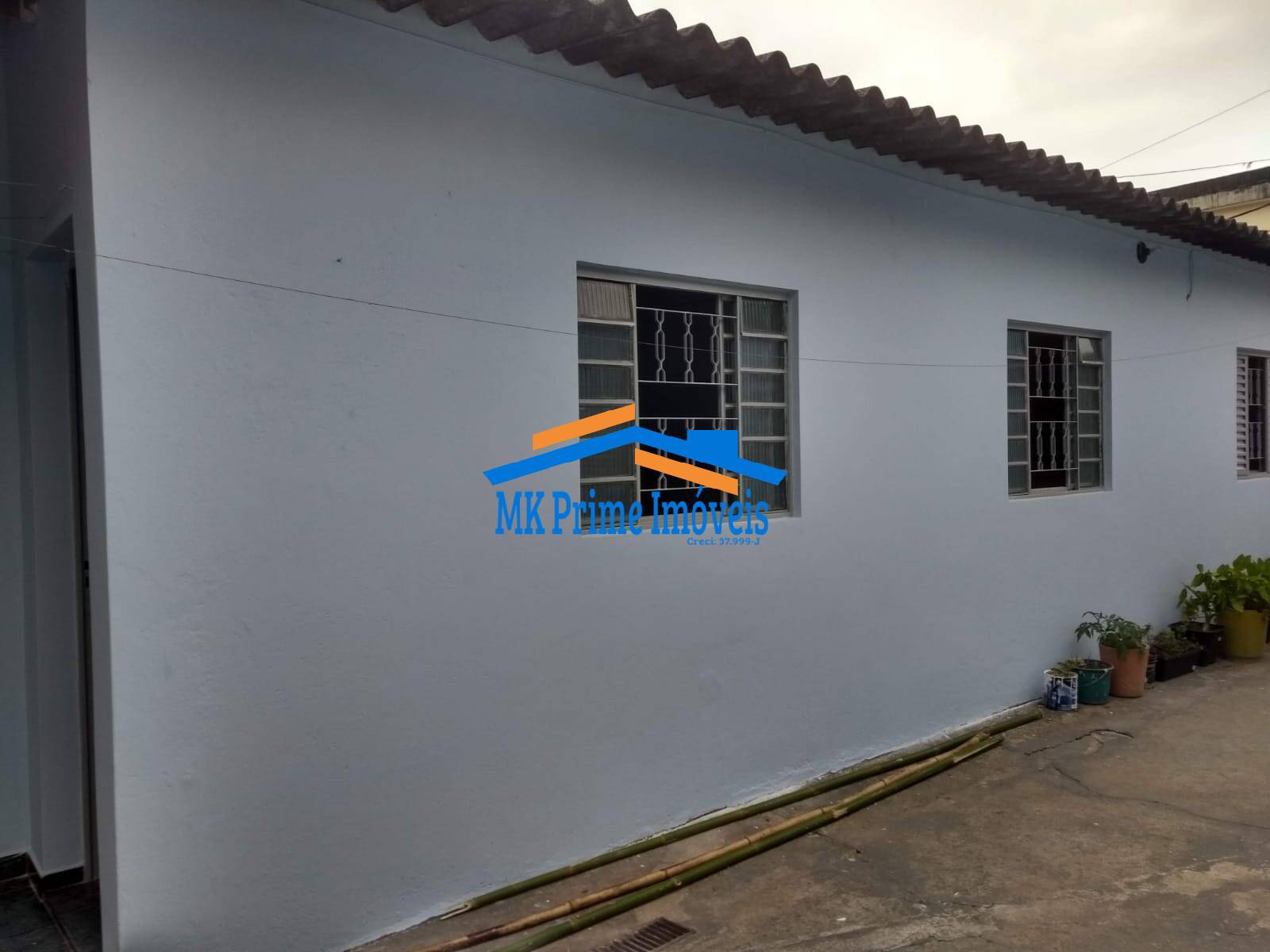 Casa à venda com 5 quartos, 80m² - Foto 4