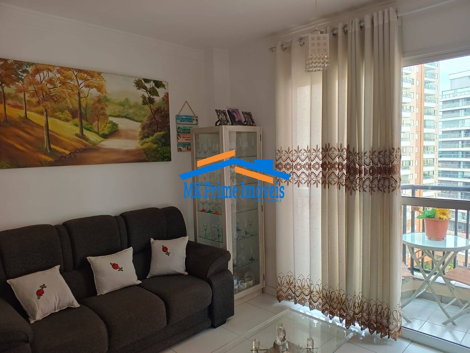 Apartamento à venda com 2 quartos, 64m² - Foto 11