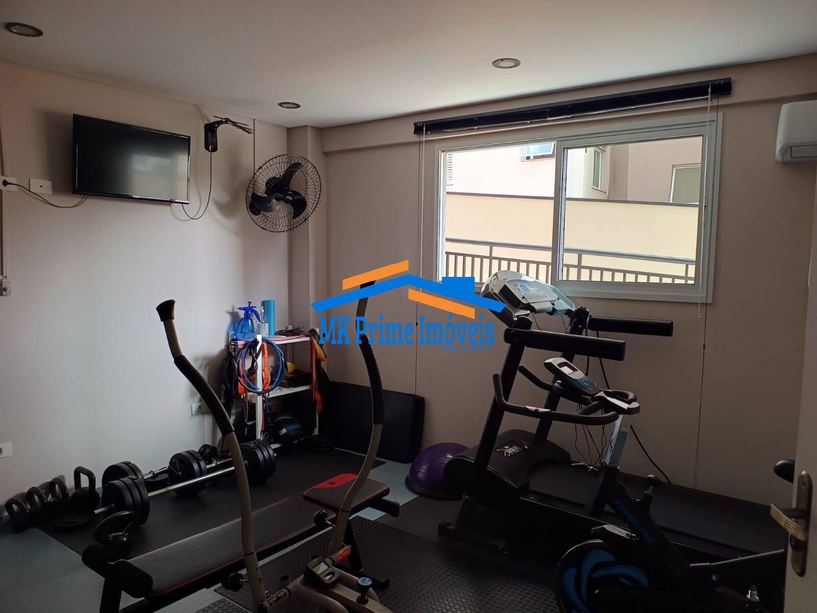 Apartamento à venda com 2 quartos, 64m² - Foto 20