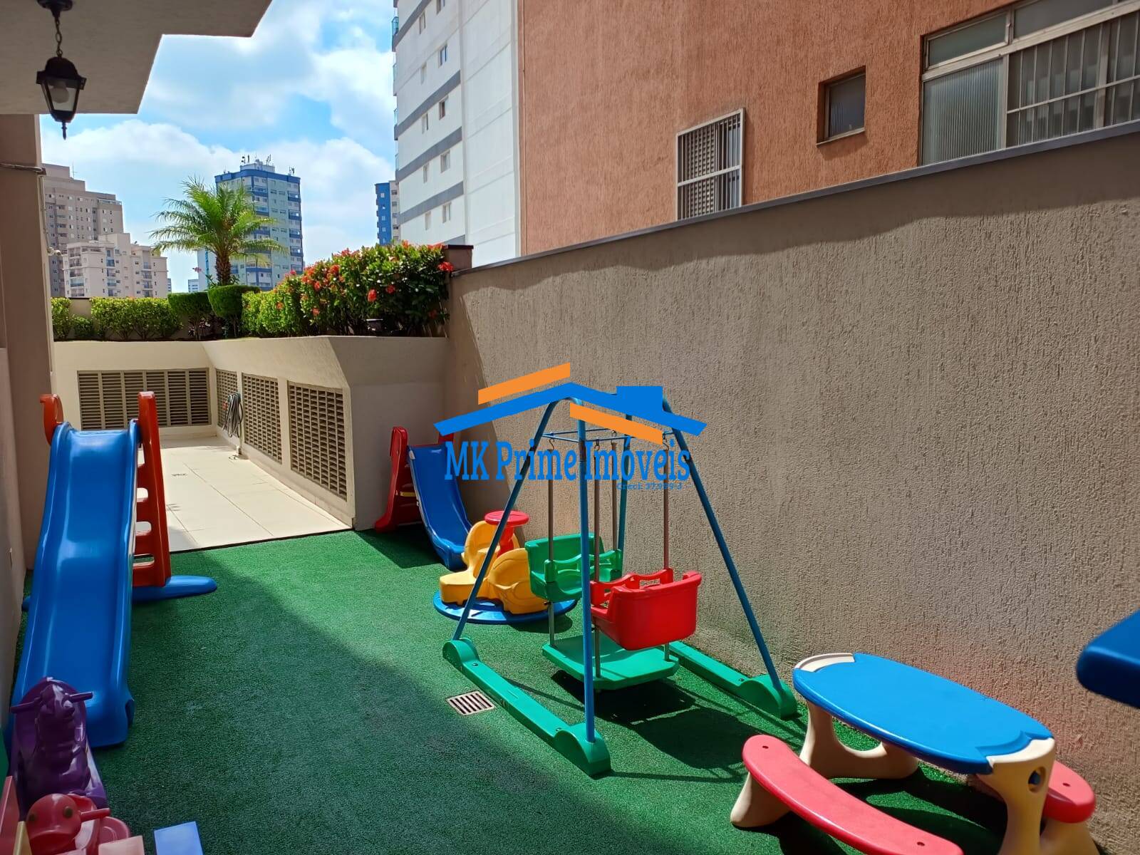 Apartamento à venda com 2 quartos, 64m² - Foto 31