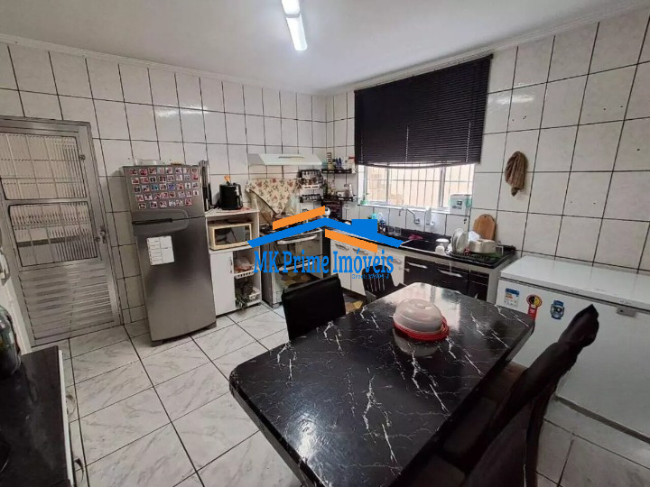 Sobrado à venda com 3 quartos, 204m² - Foto 15