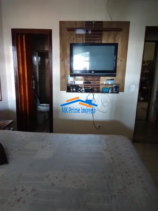 Casa à venda com 2 quartos, 390m² - Foto 11