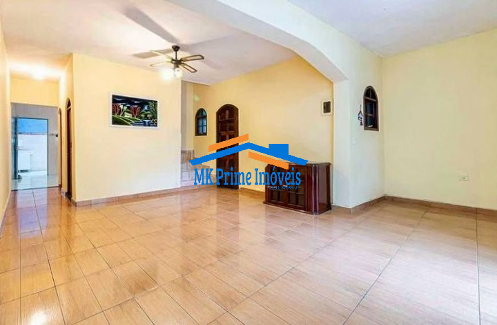 Sobrado à venda com 3 quartos, 200m² - Foto 2