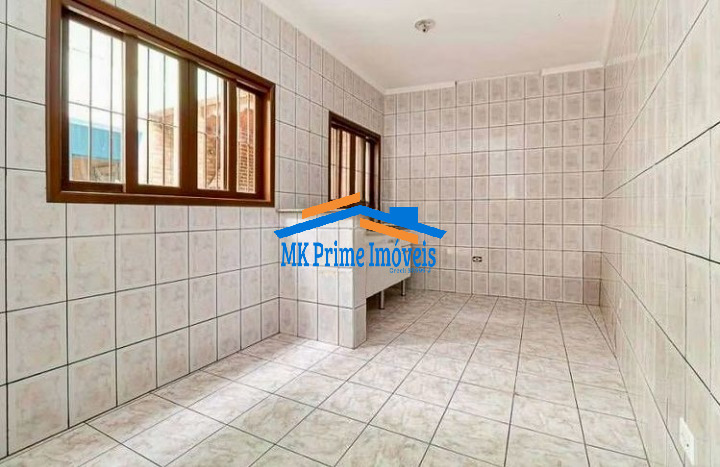 Sobrado à venda com 3 quartos, 200m² - Foto 9