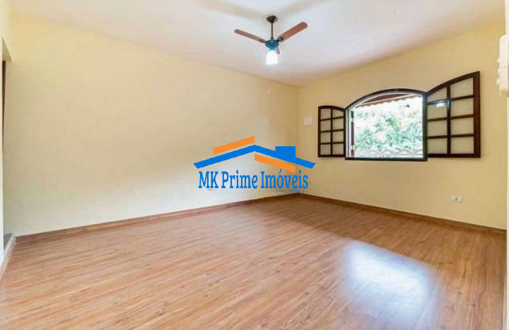 Sobrado à venda com 3 quartos, 200m² - Foto 15