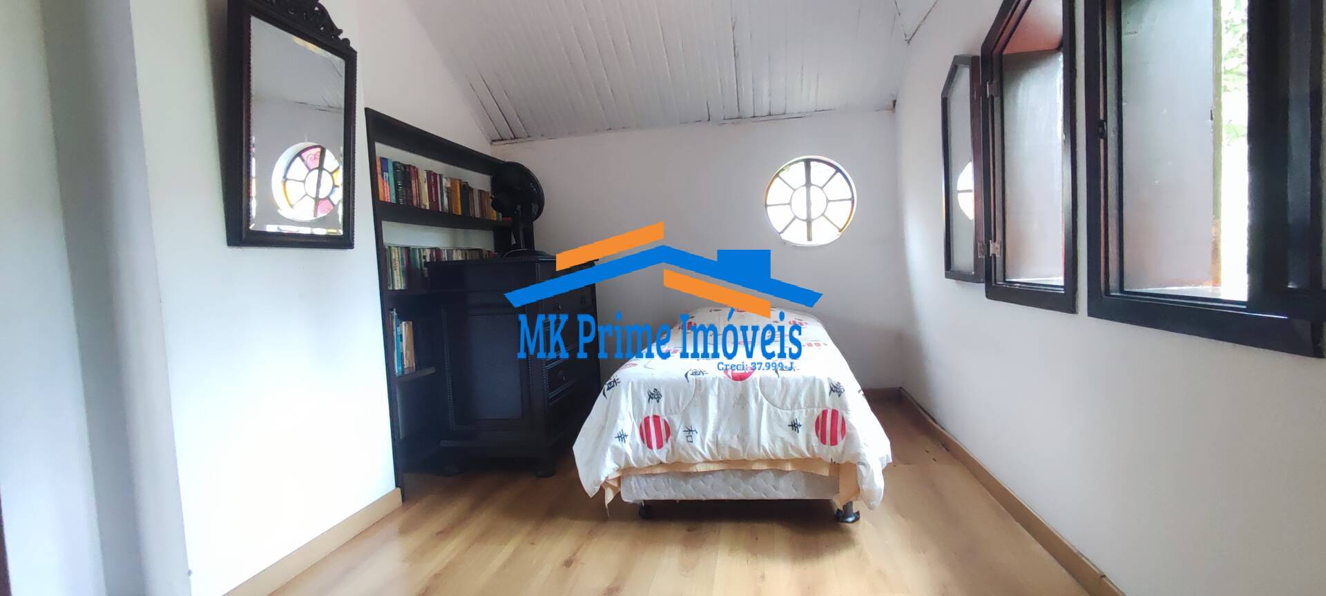 Casa de Condomínio à venda com 4 quartos, 350m² - Foto 58