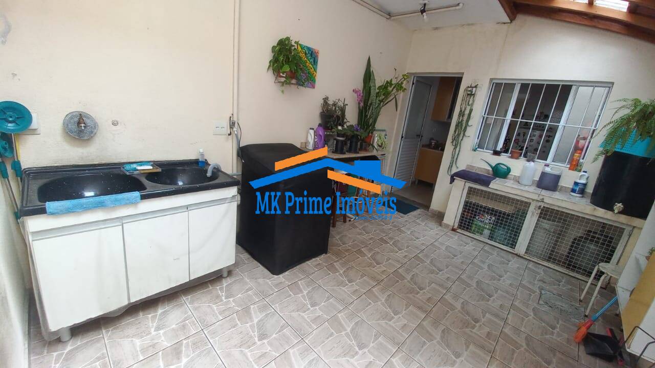 Sobrado à venda com 2 quartos, 60m² - Foto 28