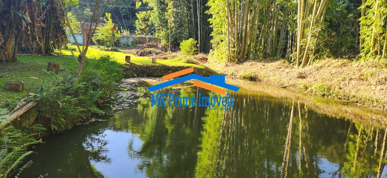 Chácara à venda com 4 quartos, 200m² - Foto 5