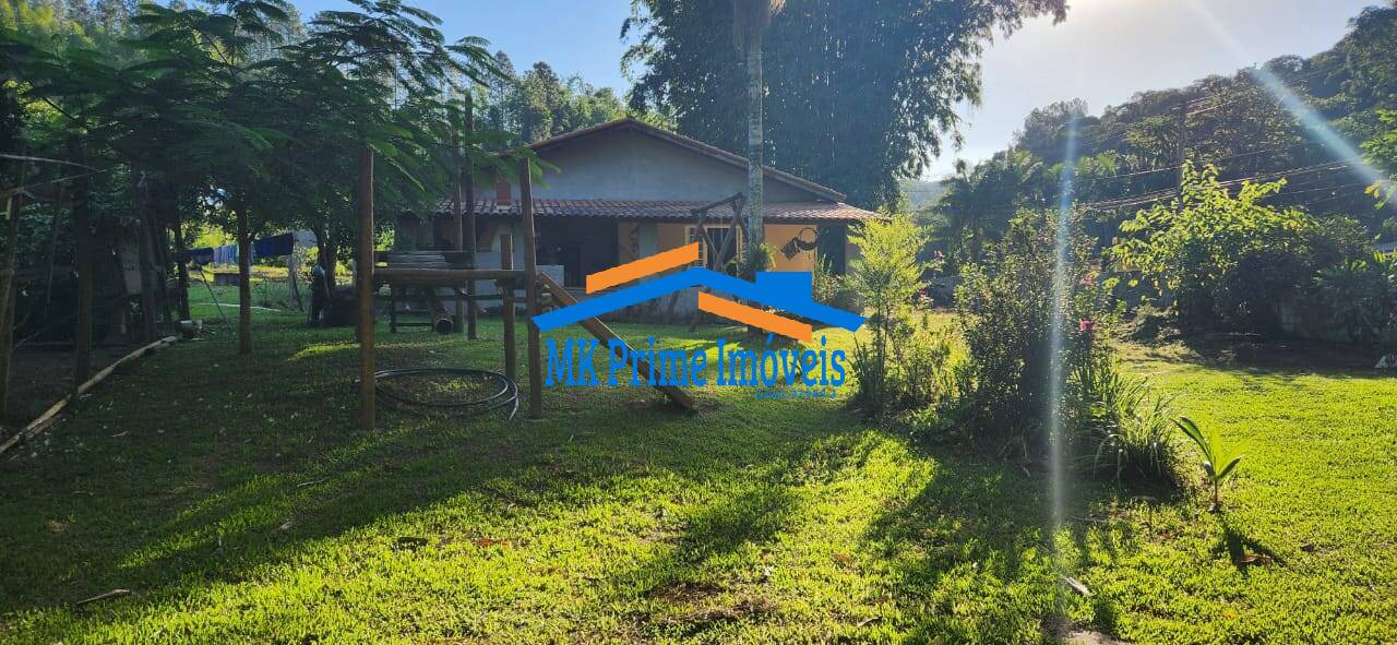 Chácara à venda com 4 quartos, 200m² - Foto 9